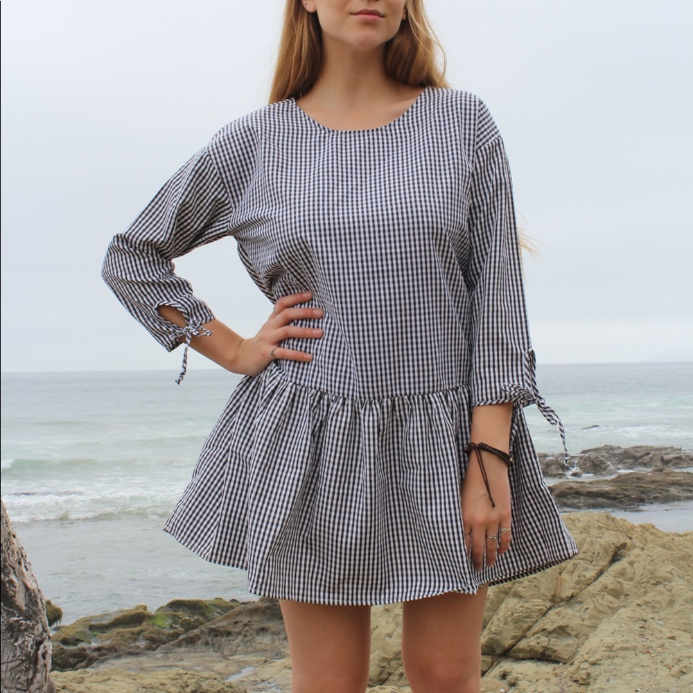 Black White Checkered Oversized Plaid Peplum Dress